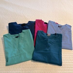 Scrub top-bundle